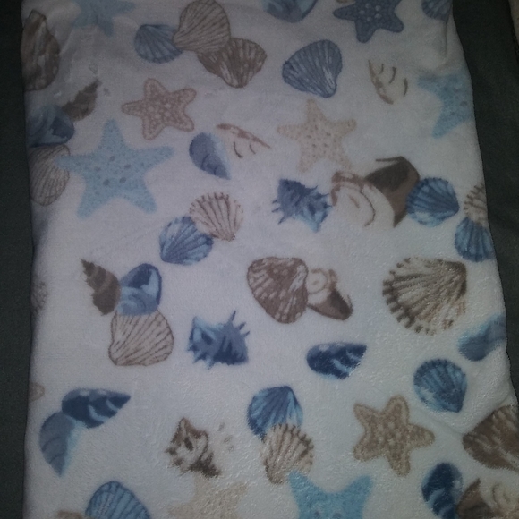 Throw blanket - Picture 3 of 4